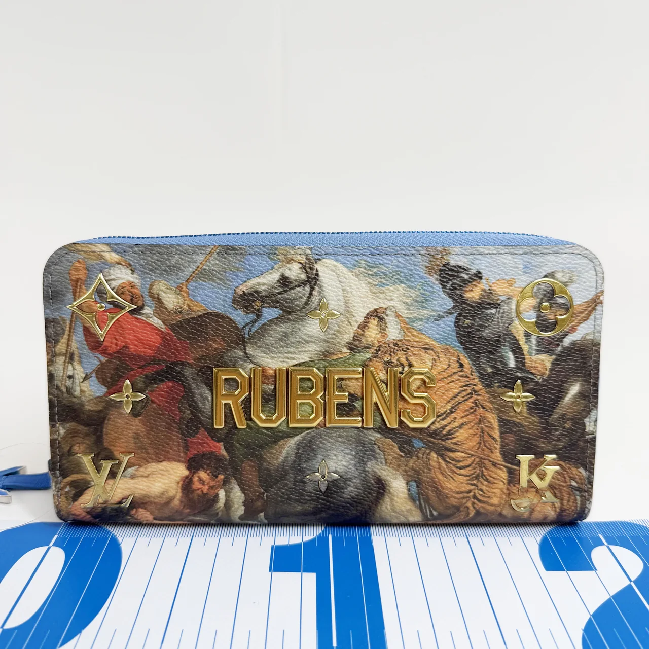 LV MASTERS ZIPPY WALLET