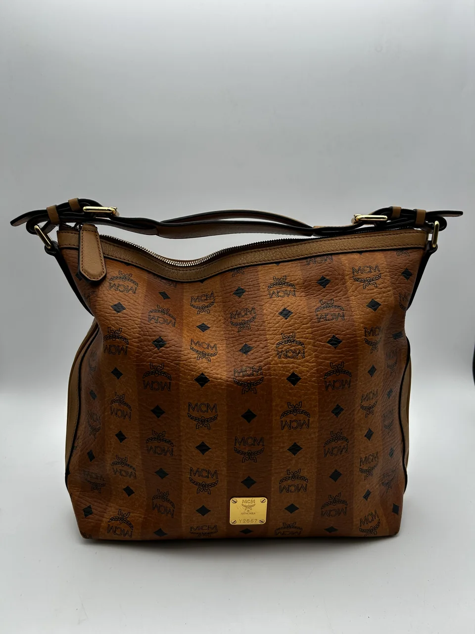 MCM TWO-WAY SHOULDER BAG (CAMEL) hover