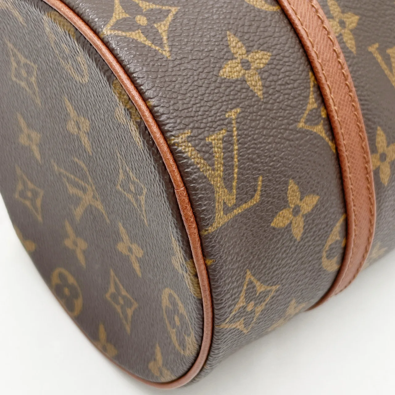 LV MONOGRAM PAPILLON PM view 4