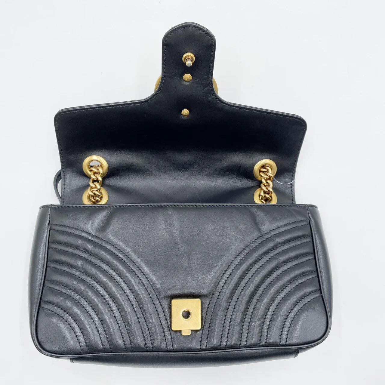 GUCCI GG MARMONT CHAIN SHOULDER BAG view 7