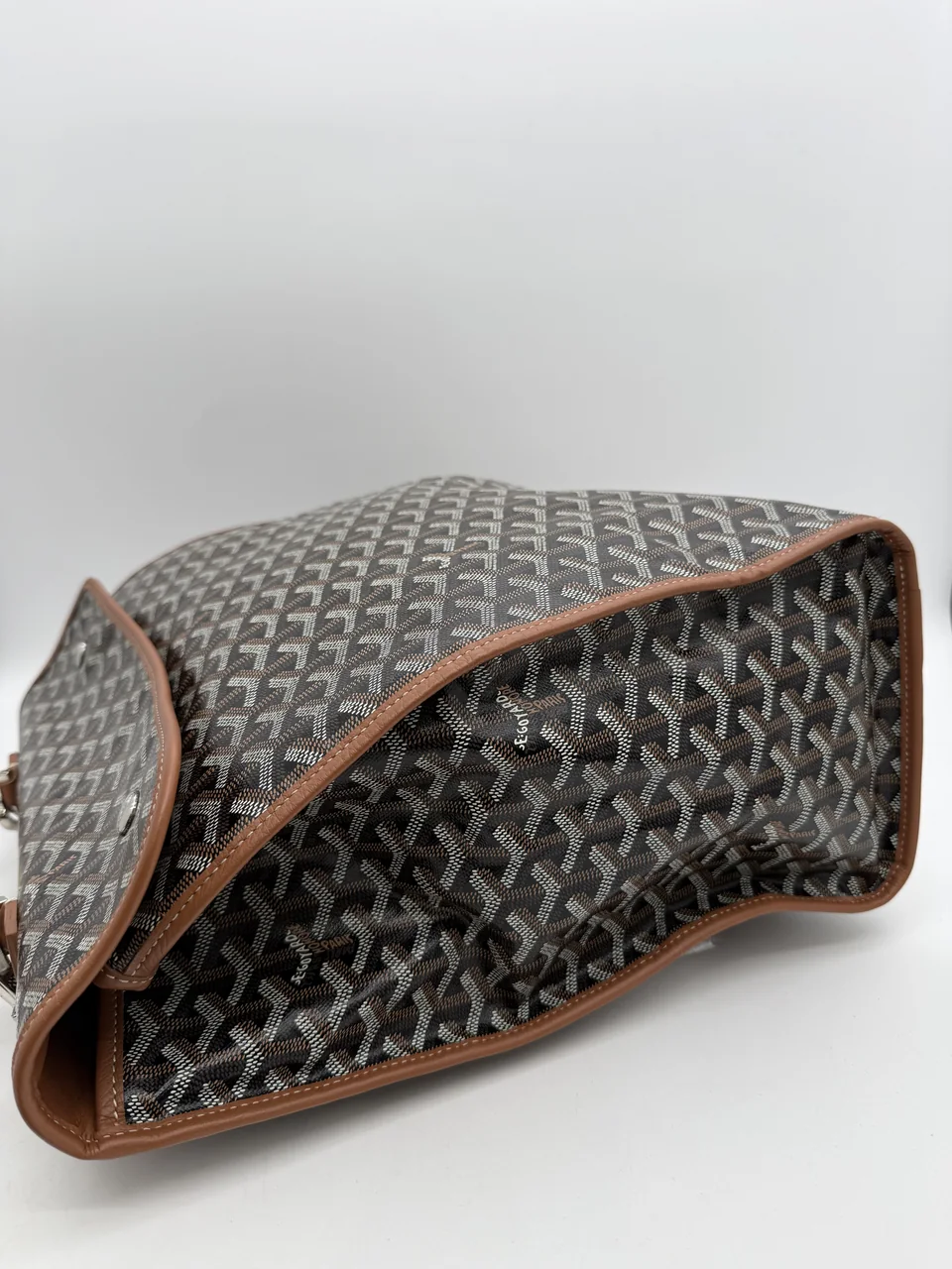 GOYARD SAINT LEGER view 15