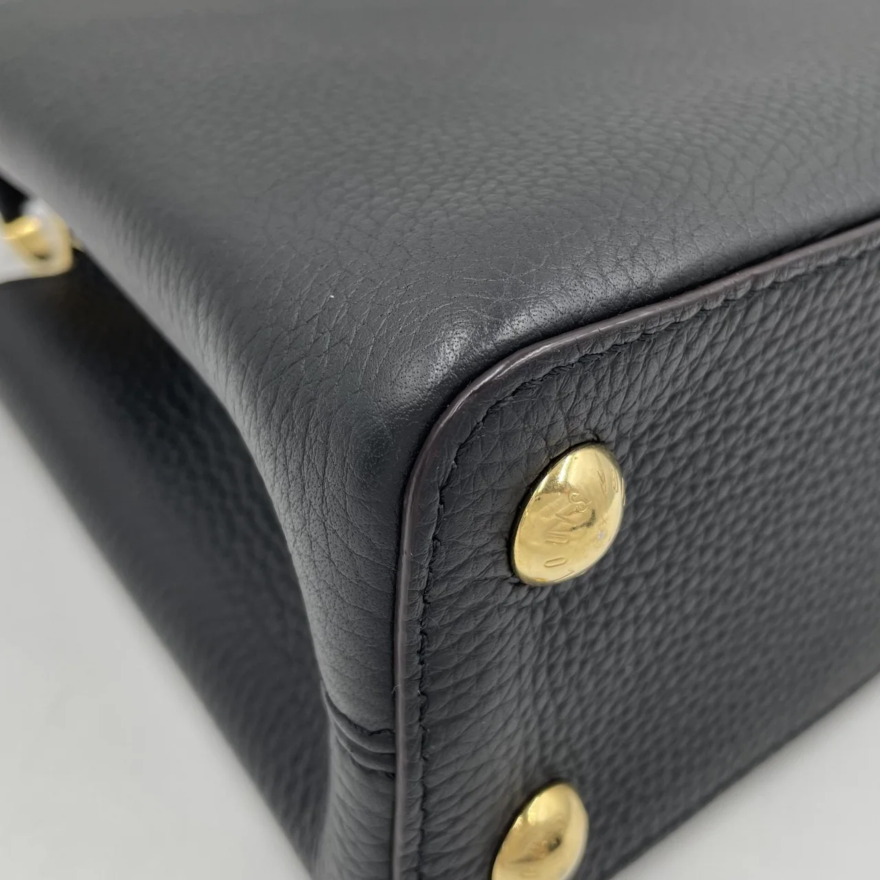 LV TAURILLON CAPUCINE BB (NOIR) view 4