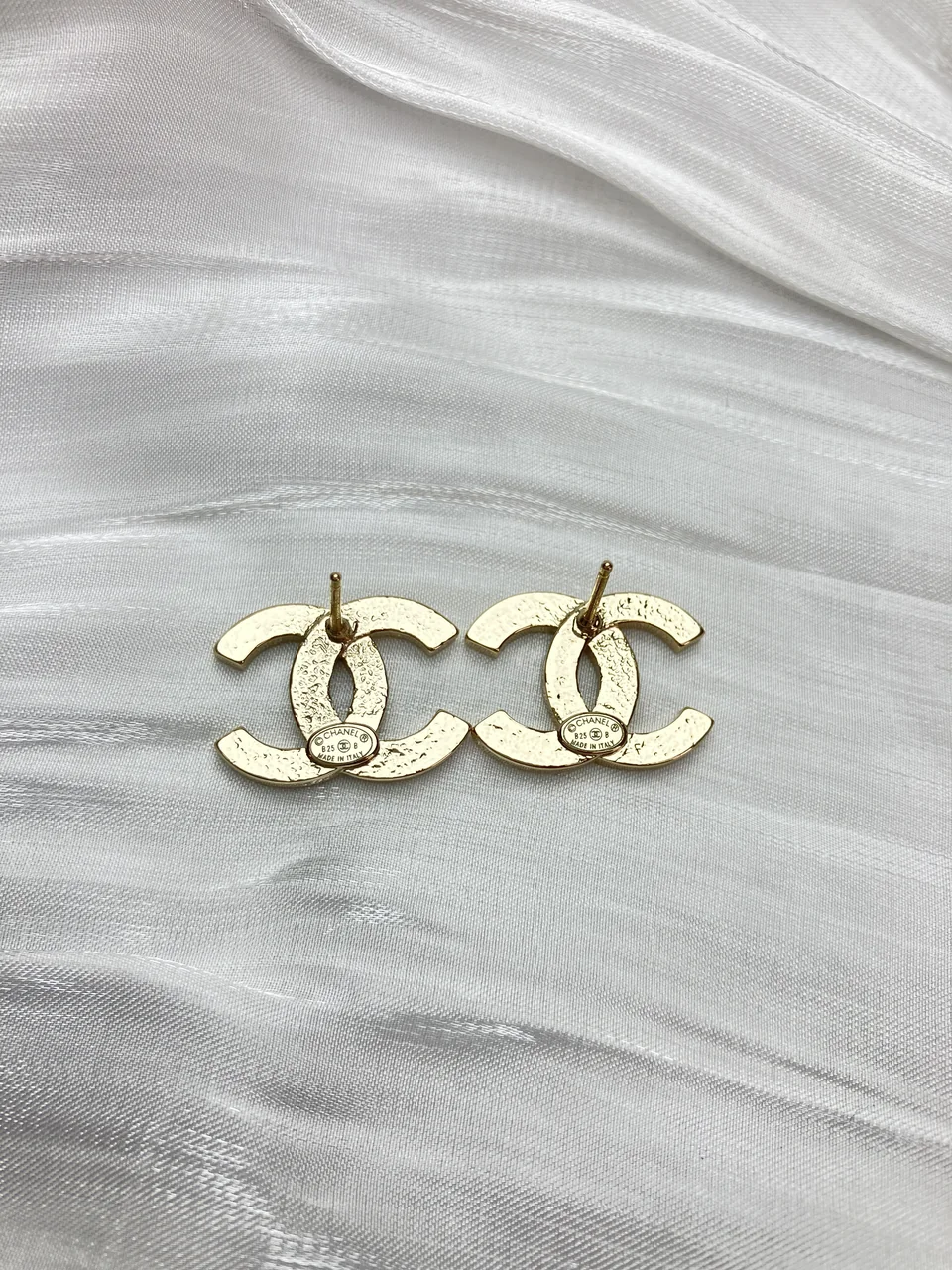 CHANEL EARRINGS view 5