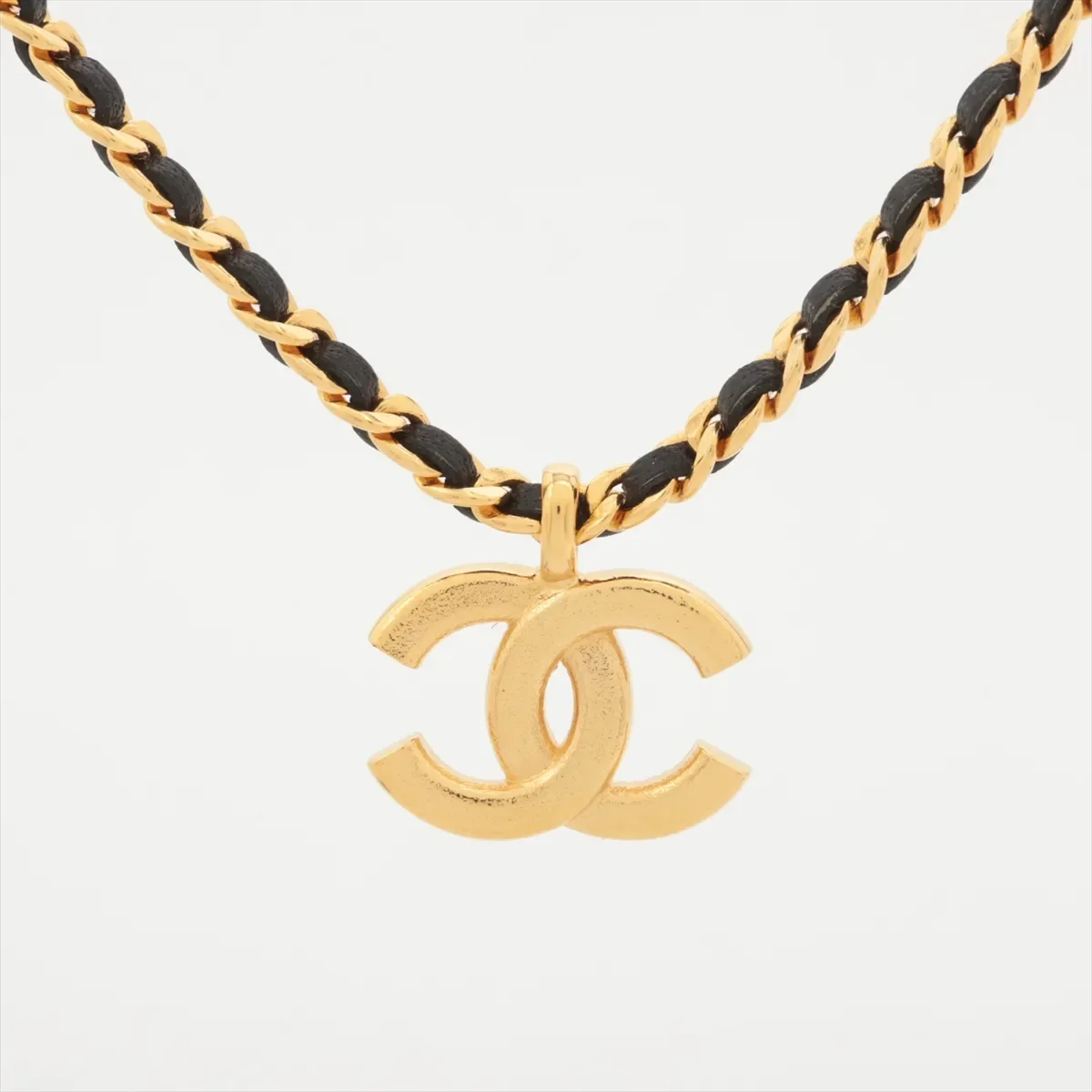 CHANEL COCO MARK NECKLACE hover