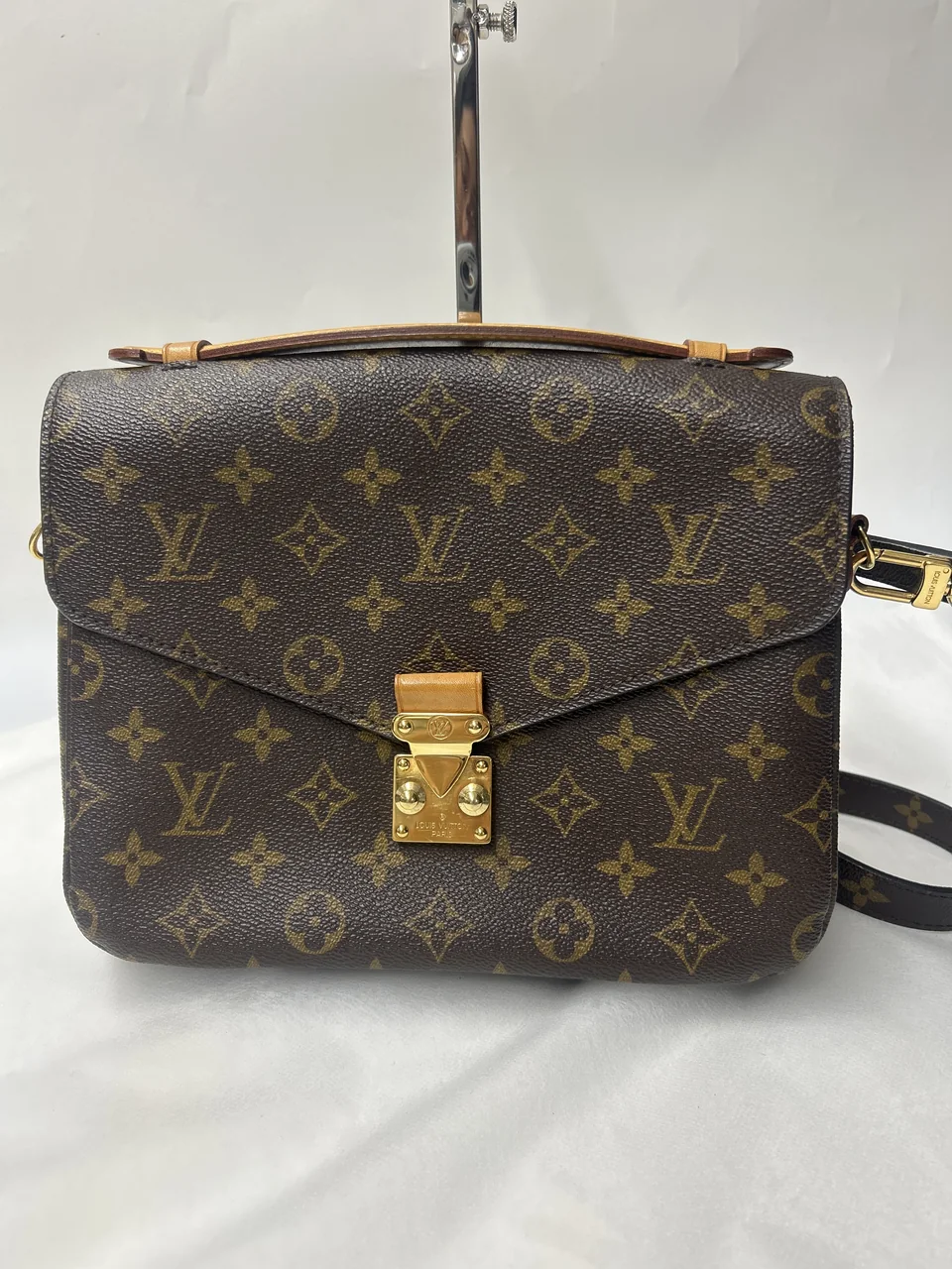 LV MONOGRAM BAG