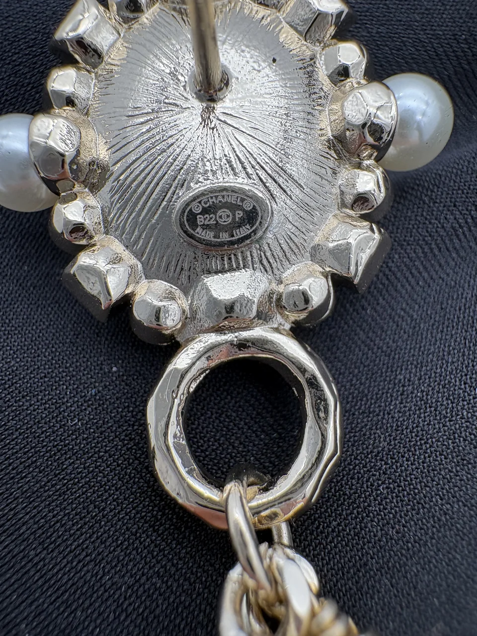 CHANEL COCO MARK EARRINGS view 10