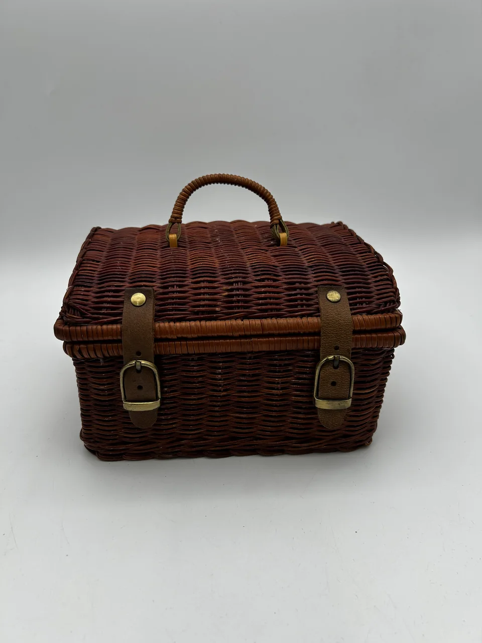 GIVENCHY LUNCH BOX view 3