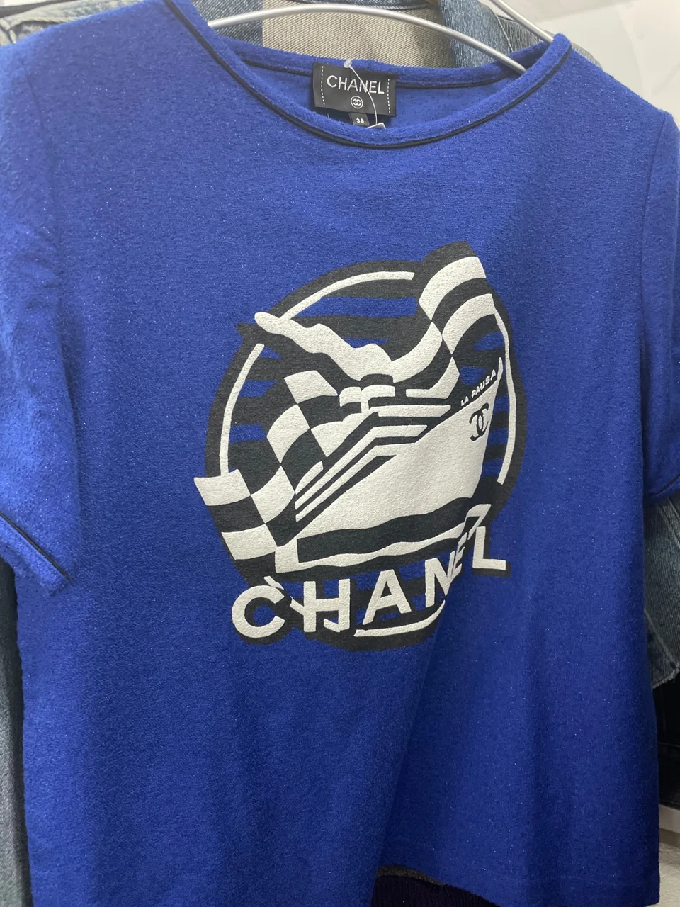 CHANEL T-SHIRT (SIZE 38)