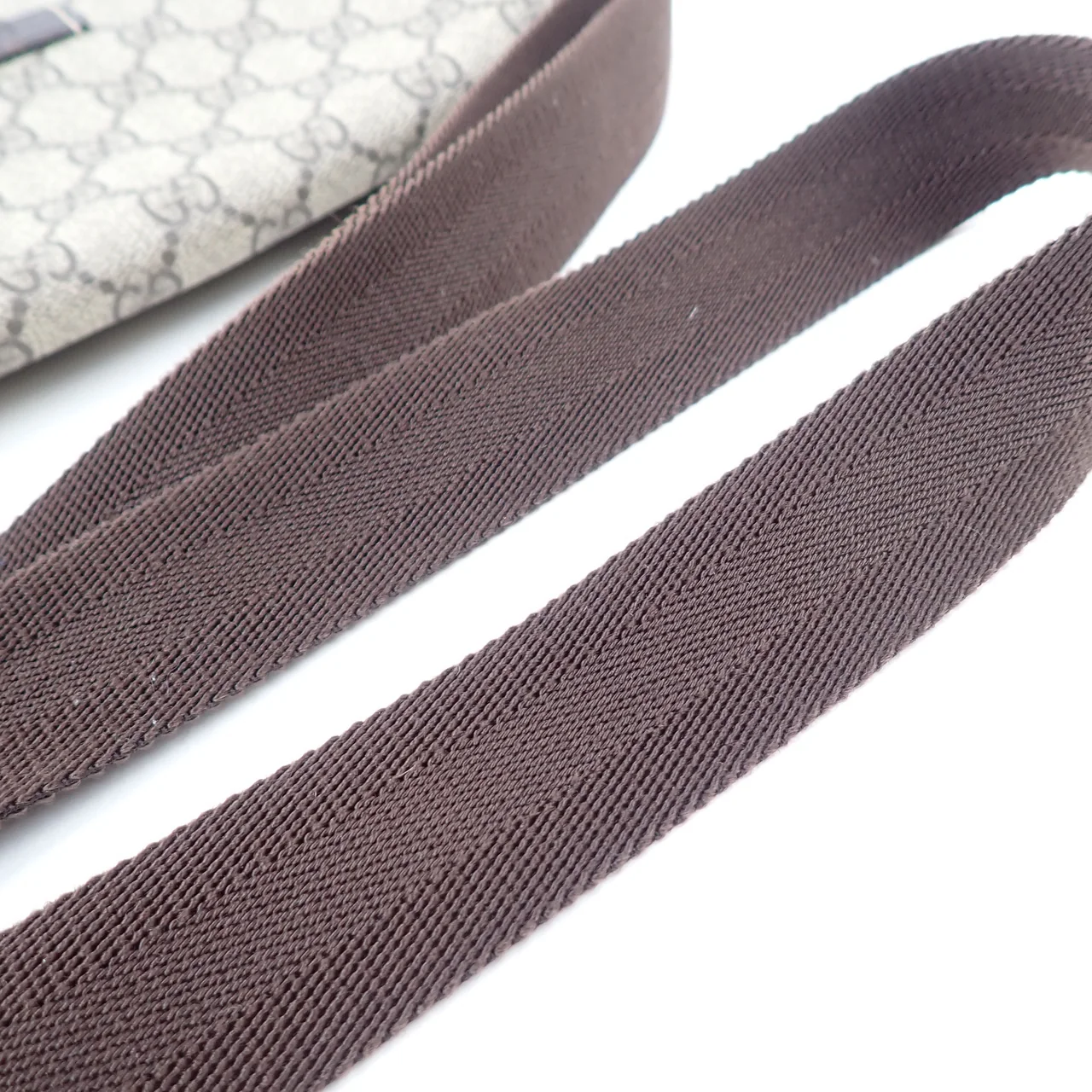 GUCCI GG PLUS SHOULDER BAG (BROWN) view 6