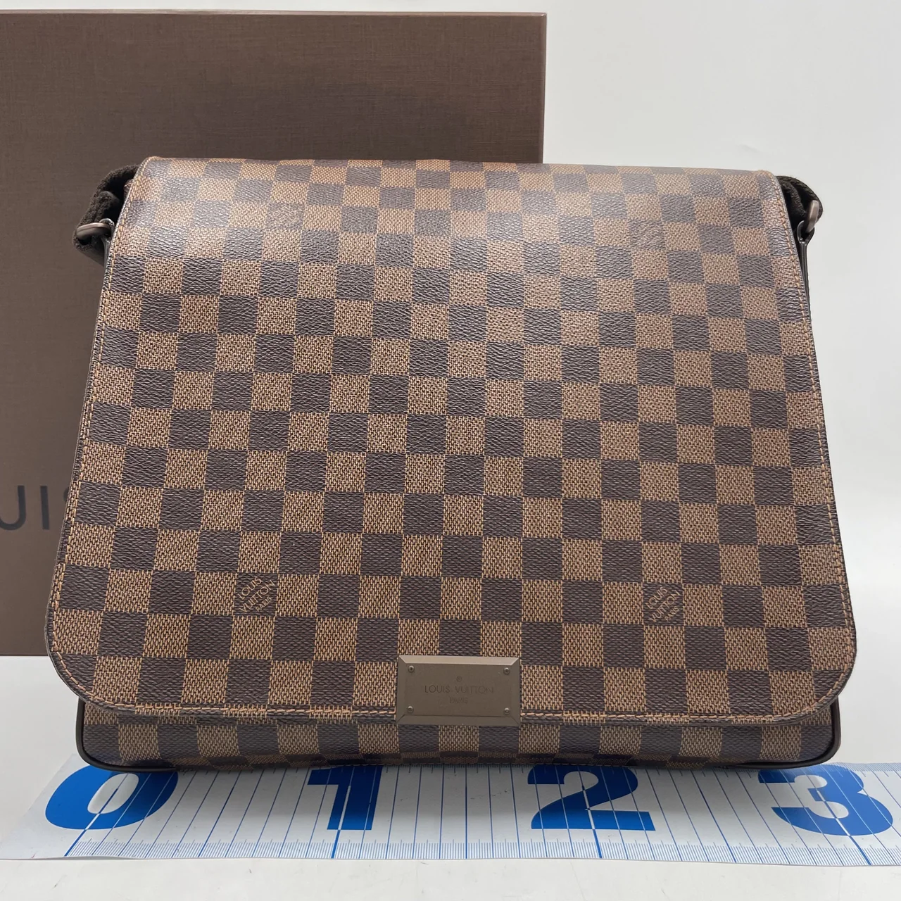 LV DAMIER DISTRICT NM