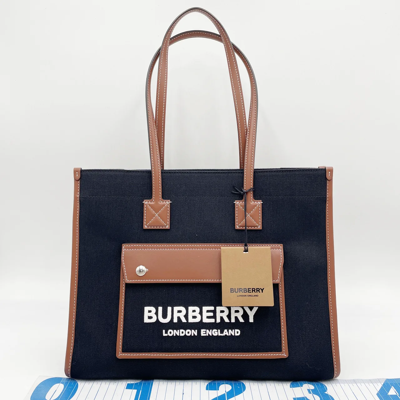 BURBERRY CANVAS TOTE BAG (BLACK)