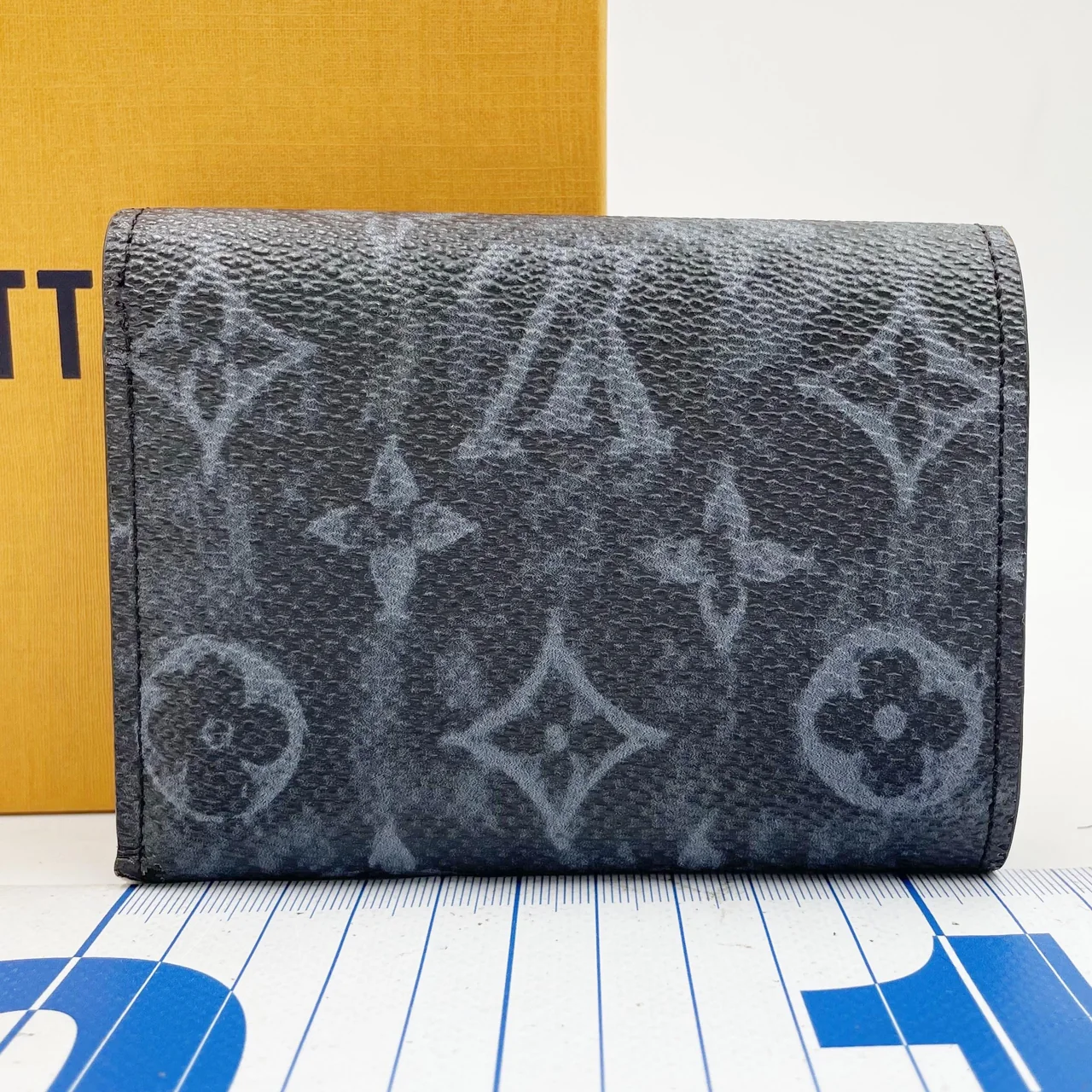 LV MONOGRAM PASTEL ORGANIZER DE POSHE view 13