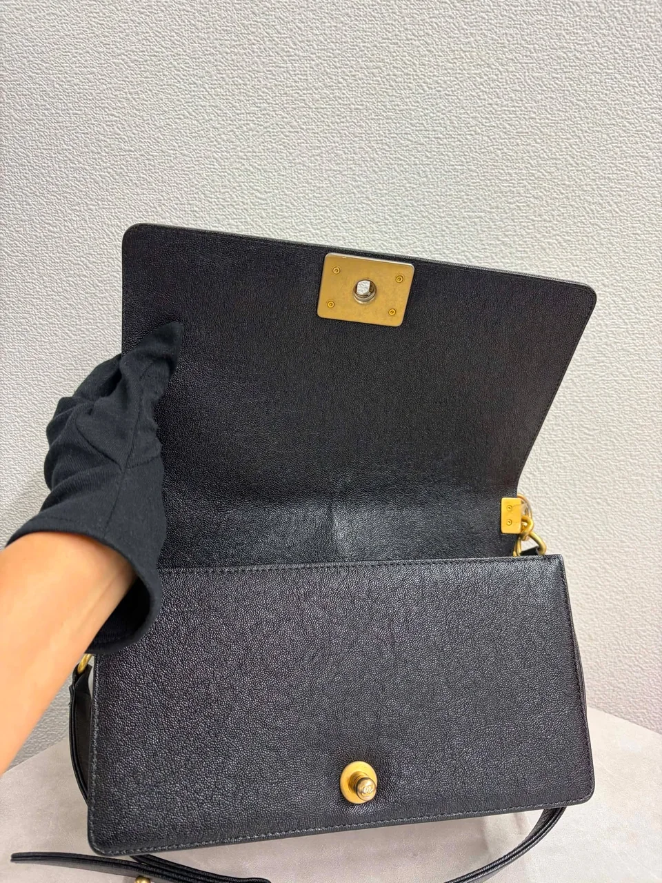 CHANEL CAVIAR SINGLE FLAP LE BOY (26 SERIAL CODE) view 5