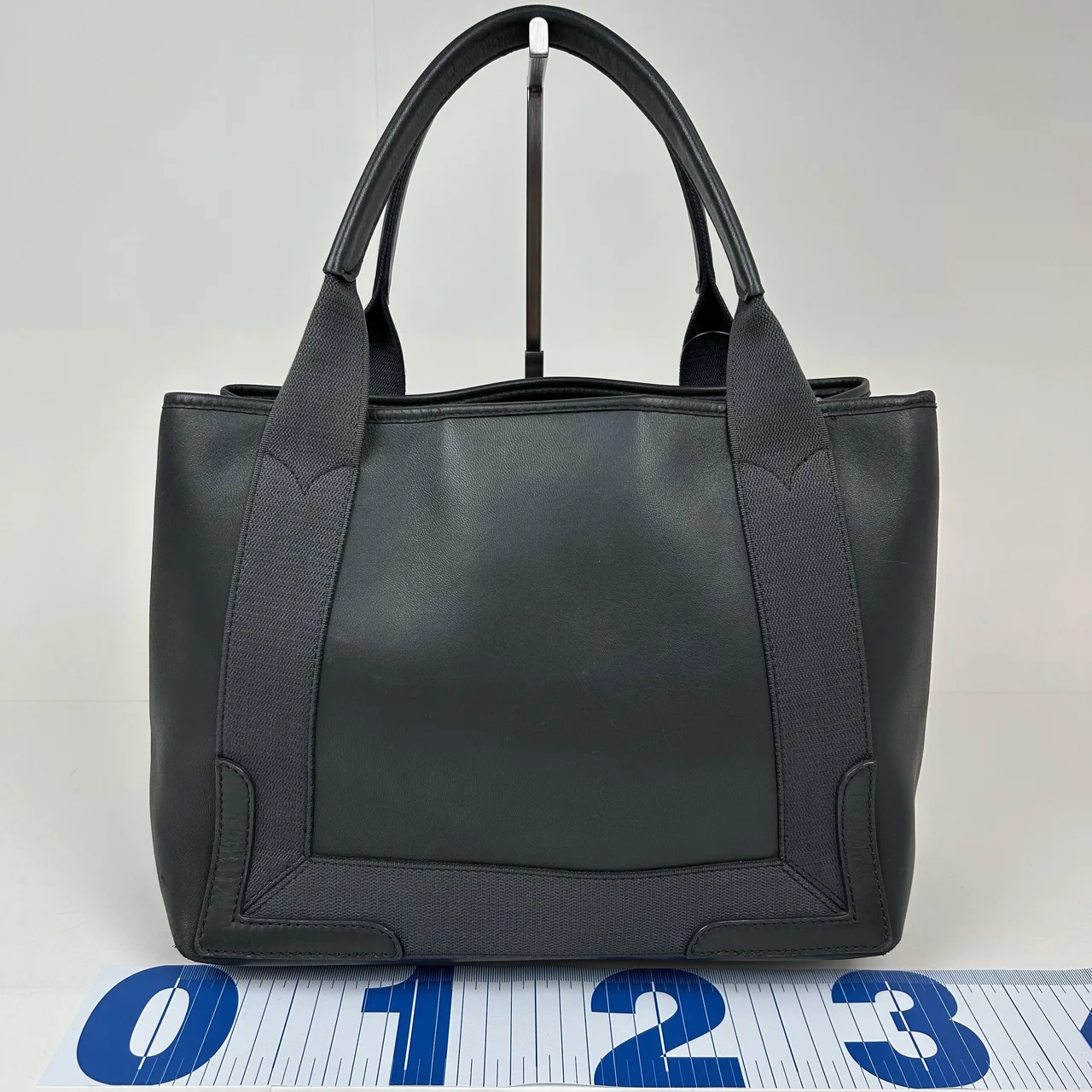 BALENCIAGA NAVY CABAS S (GRAY) hover