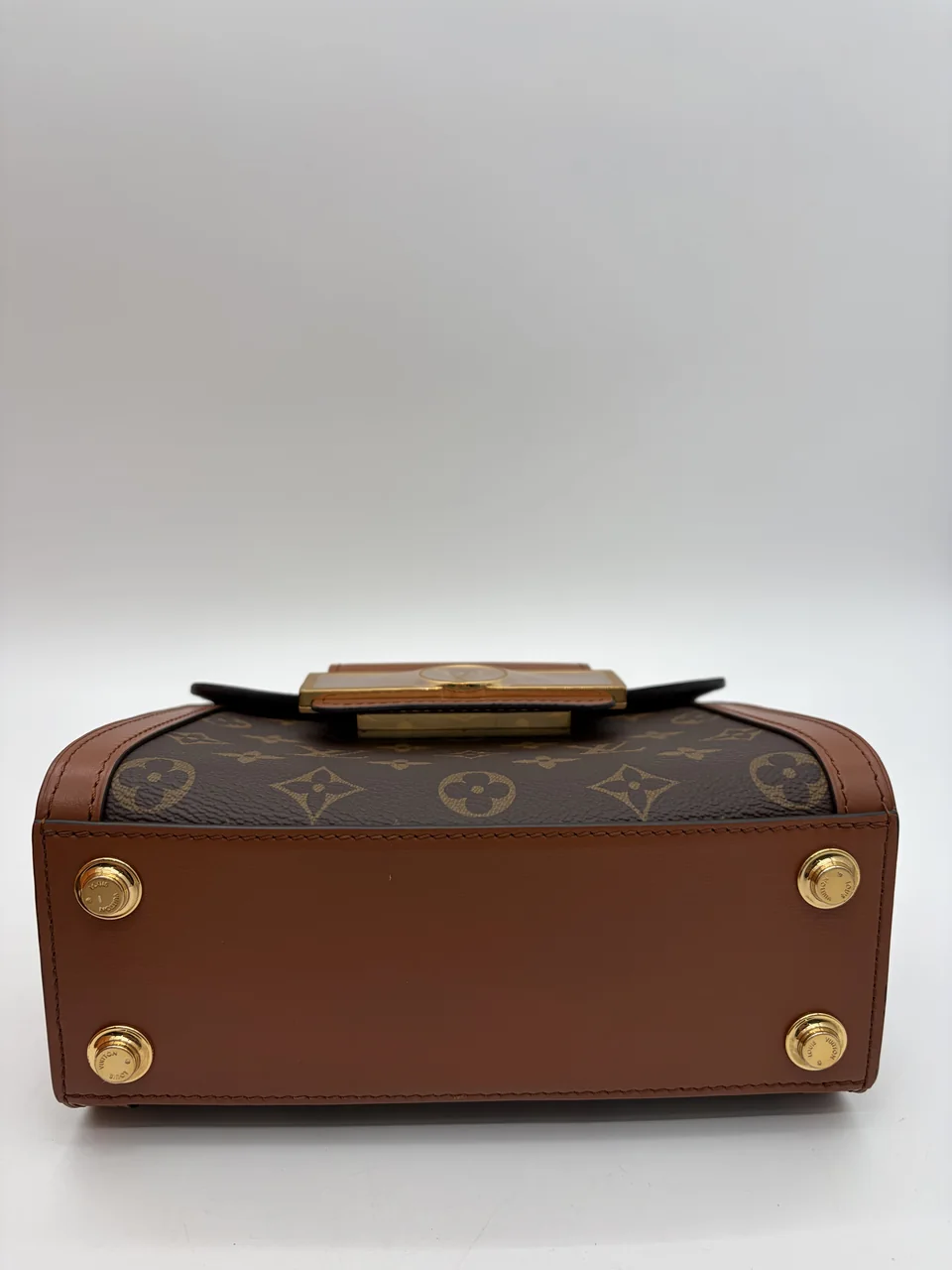 LV MONOGRAM REVERSE DAUPHINE CAPITAL view 6