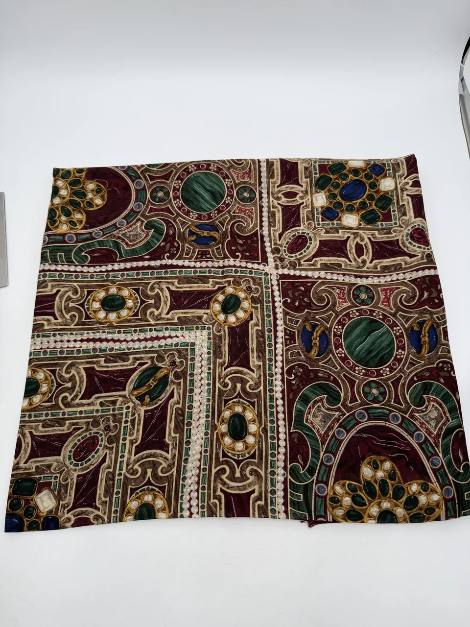 CHANEL SCARF (RED)