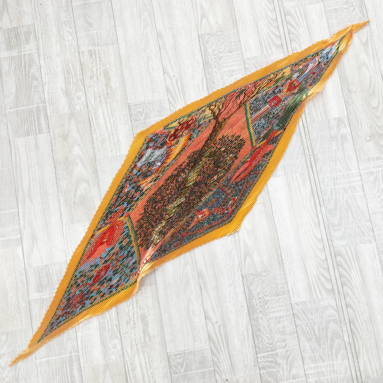 HERMES PLEATED SCARF (ORANGE) hover