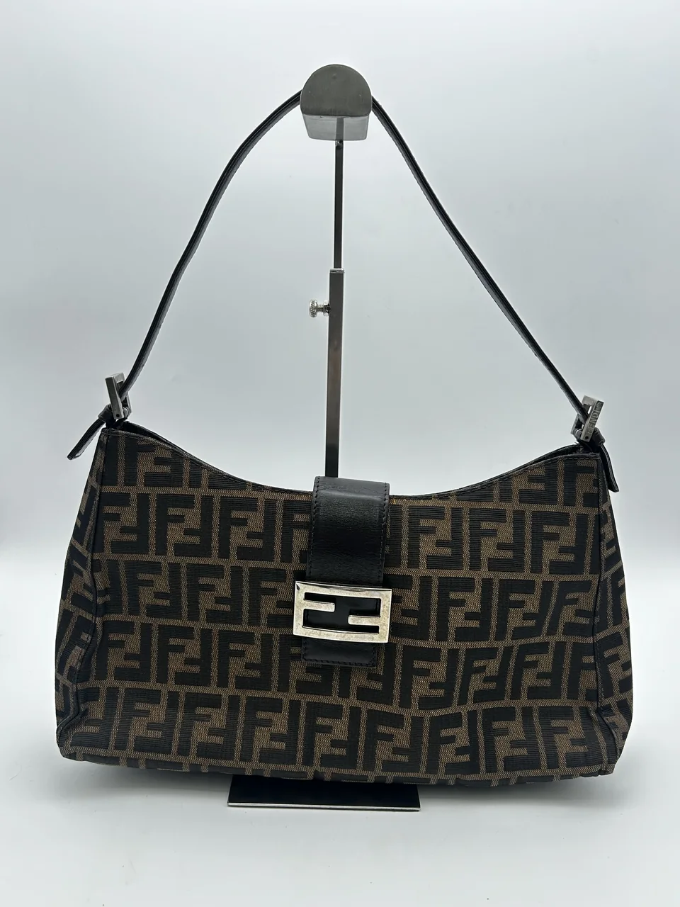 FENDI MAMMA BAGUETTE