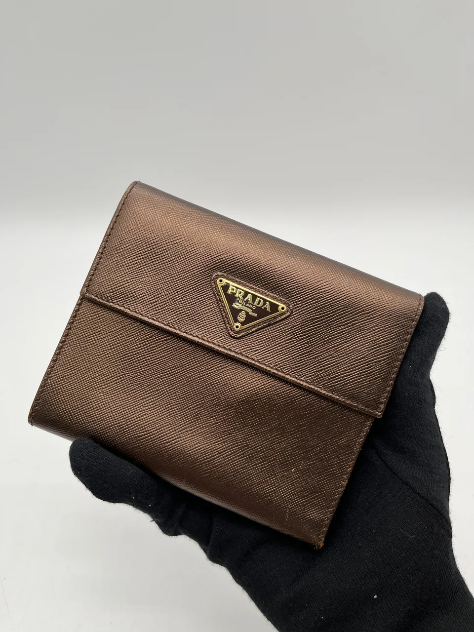 PRADA WALLET hover