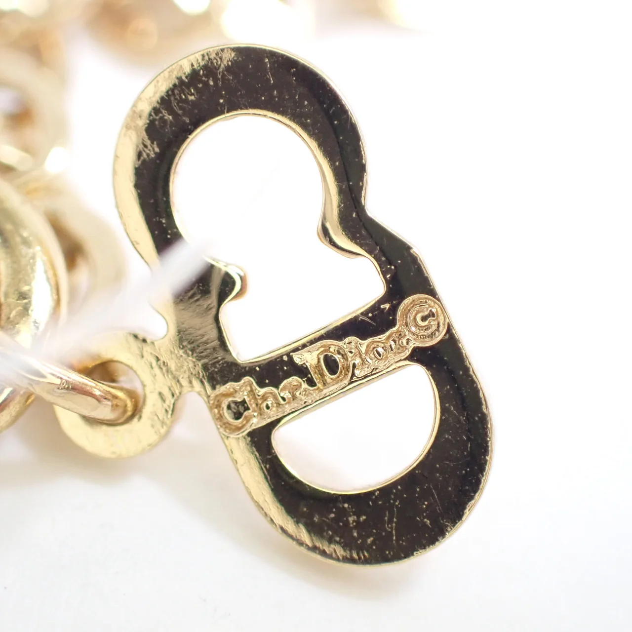 DIOR LOGO TWIST CIRCLE NECKLACE view 6