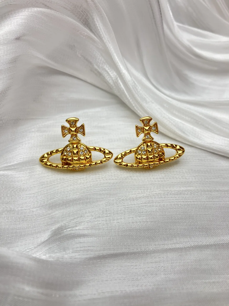 VIVIENNE WESTWOOD EARRINGS view 4