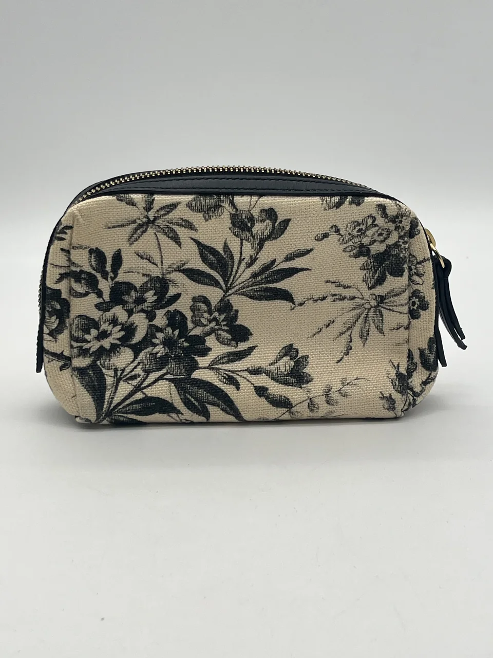 GUCCI RIBBON POUCH hover