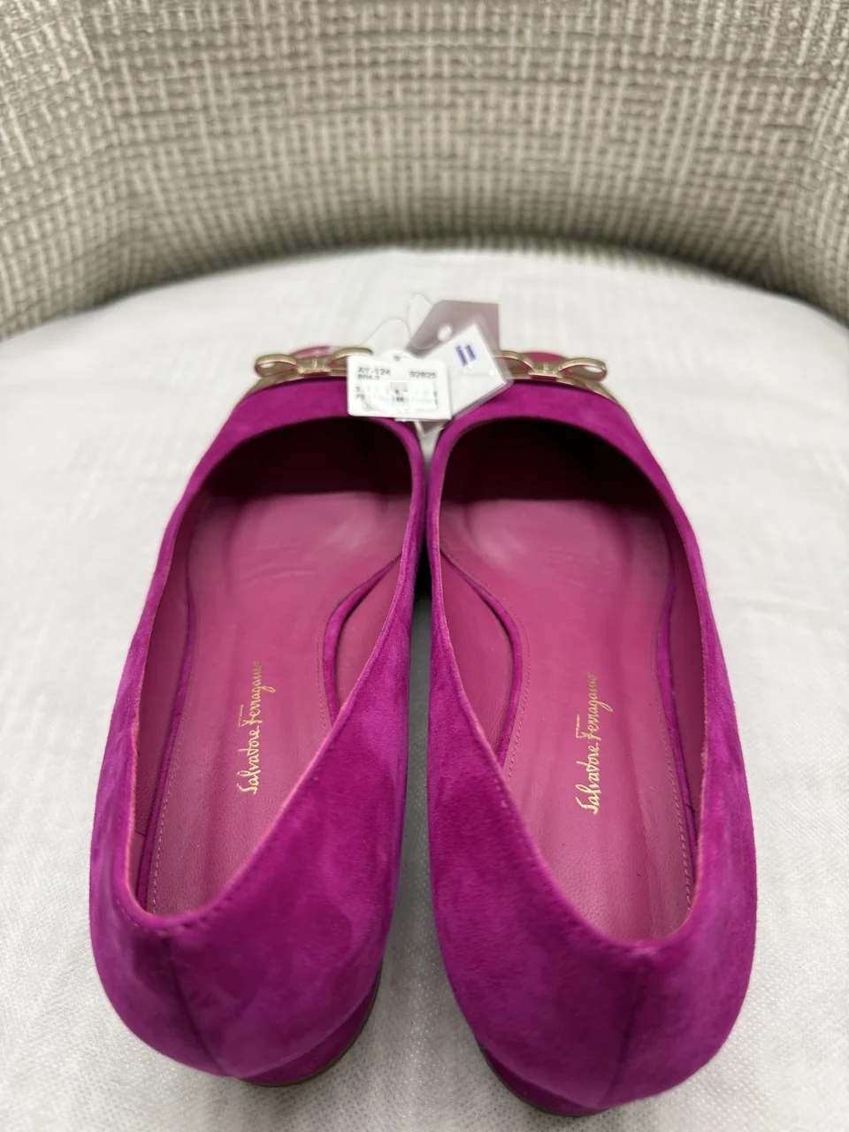 SALVATORE FERRAGAMO PUMPS view 8