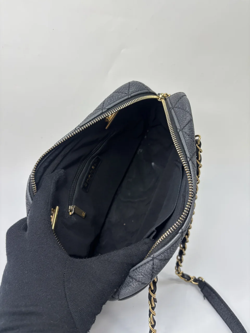 CHANEL BULL SKIN CHAIN SHOULDER BAG (25 SERIAL CODE) view 7