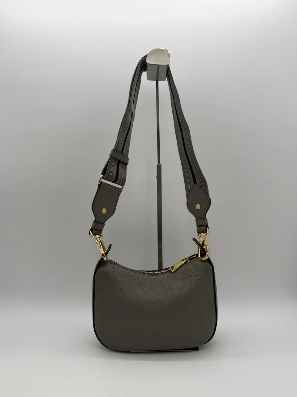 PRADA VITELLO PHOENIX SHOULDER BAG (BROWN) hover