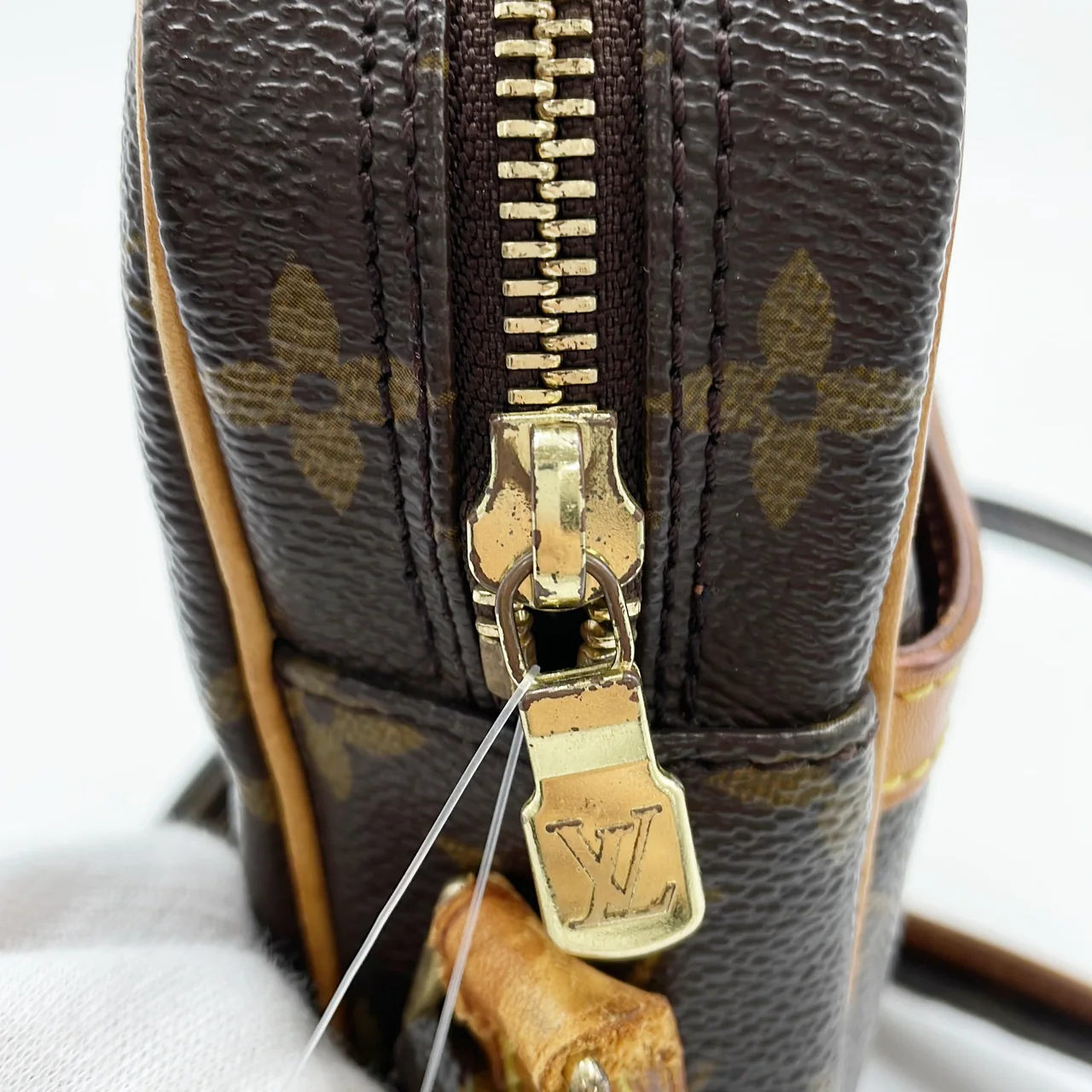 LV MONOGRAM DANUBE view 4