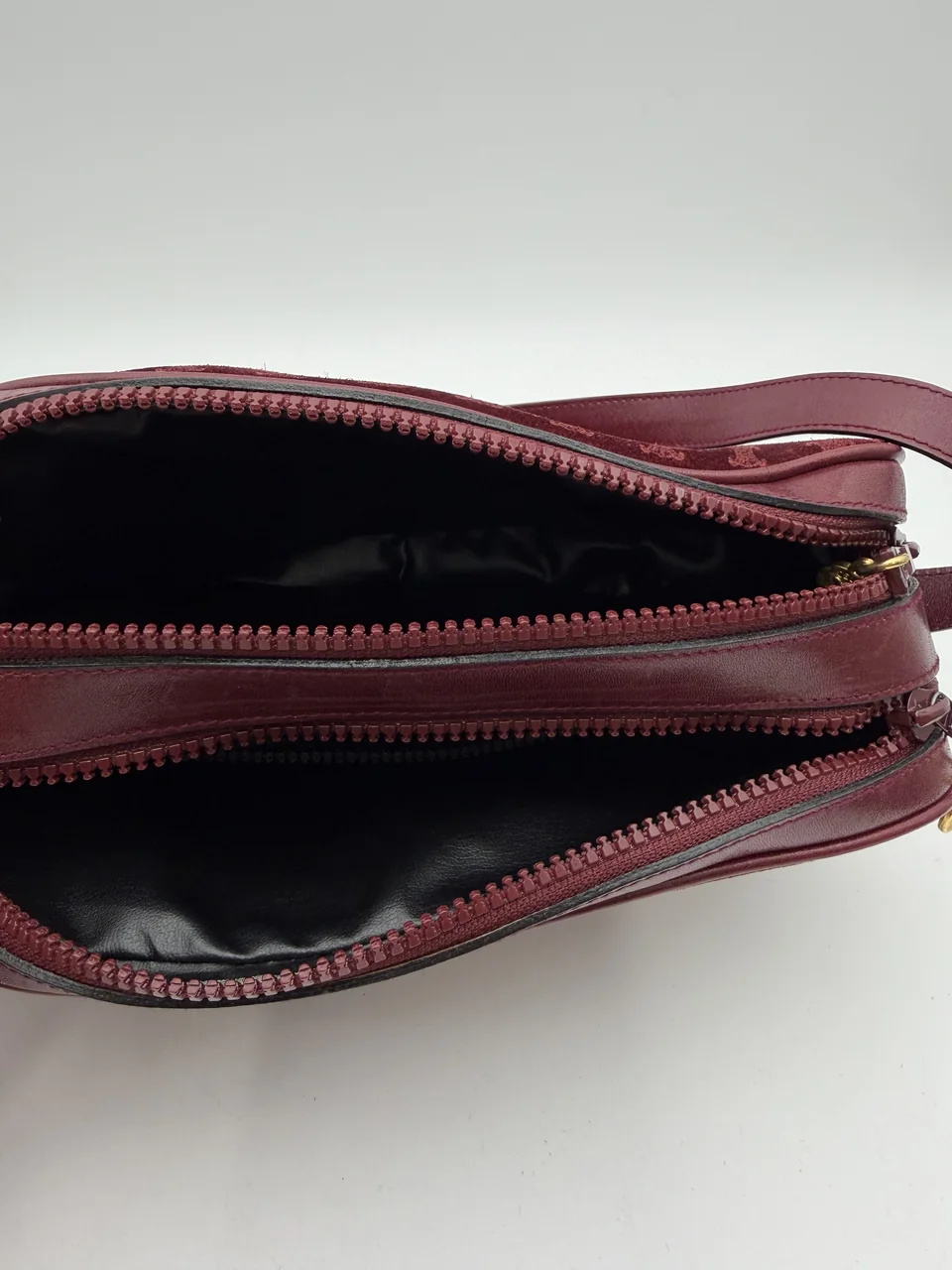 CELINE MACADAM SHOULDER BAG (BORDEAUX) hover