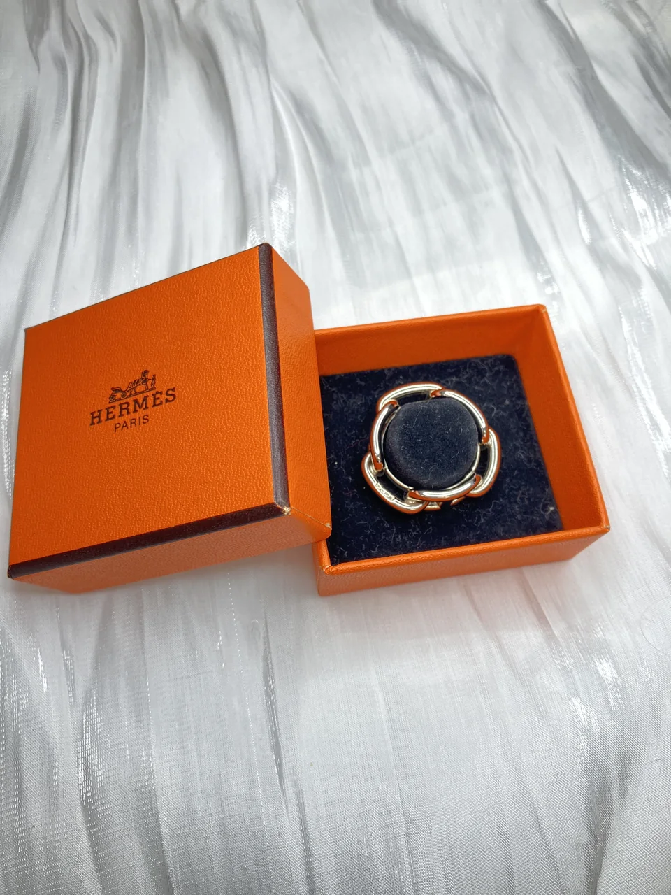 HERMES CHAINE D'ANCRE SCARF RING hover