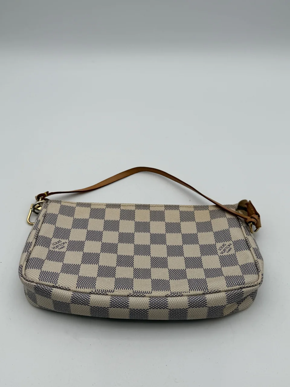 LV ACCESSOIRE view 5