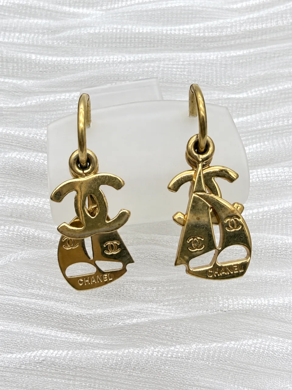CHANEL EARRINGS