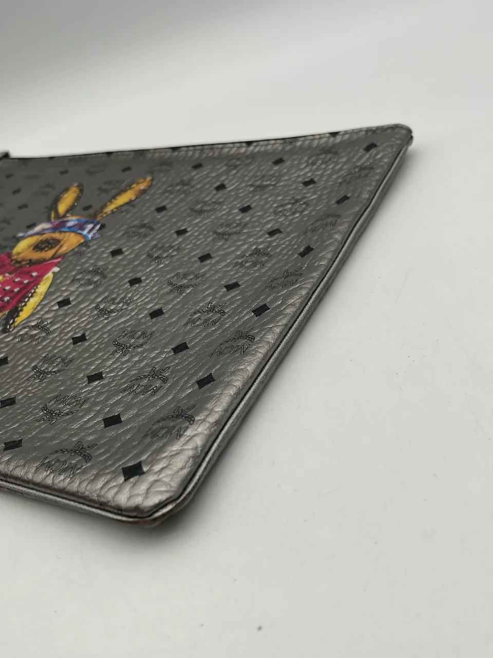 MCM VICETOS BUNNY CLUTCH view 4