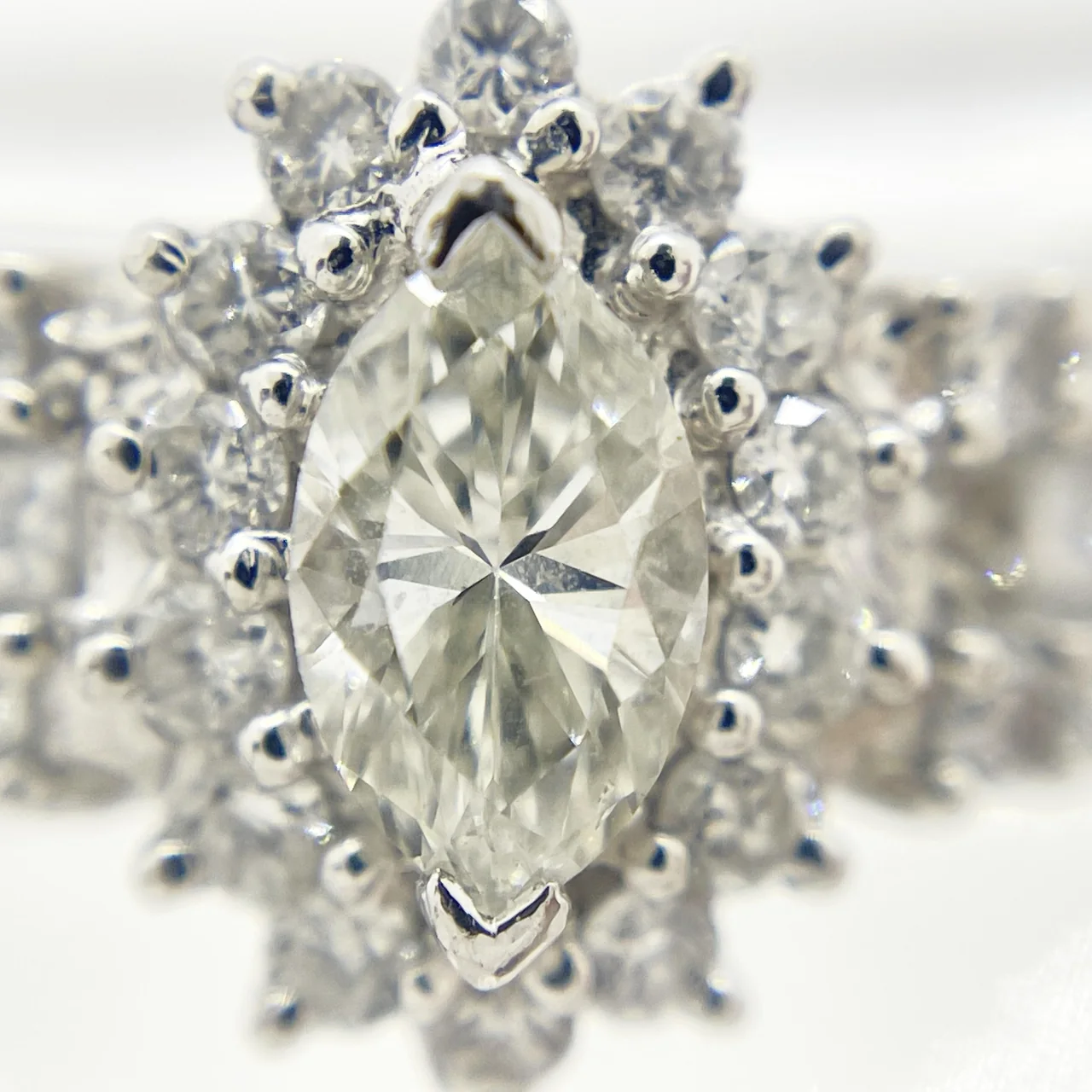 PT900 DIAMOND RING D0.448CT FD1.00CT 7.1G view 8
