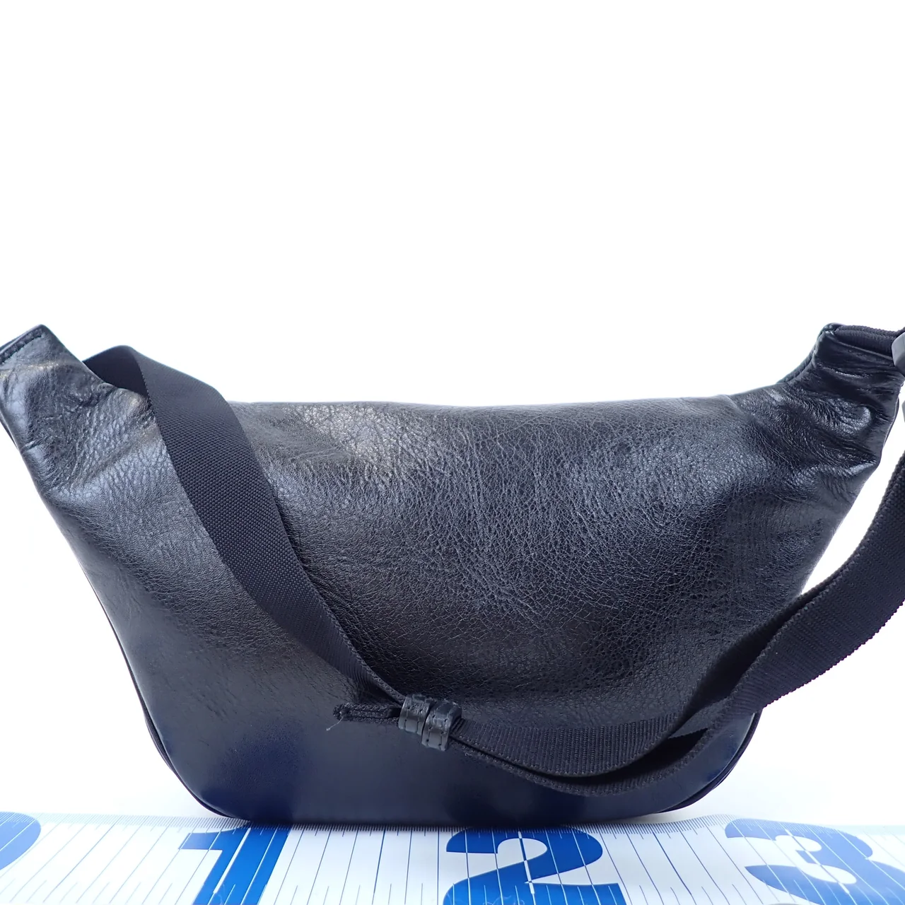 BALENCIAGA EVERYDAY BELT BAG view 3