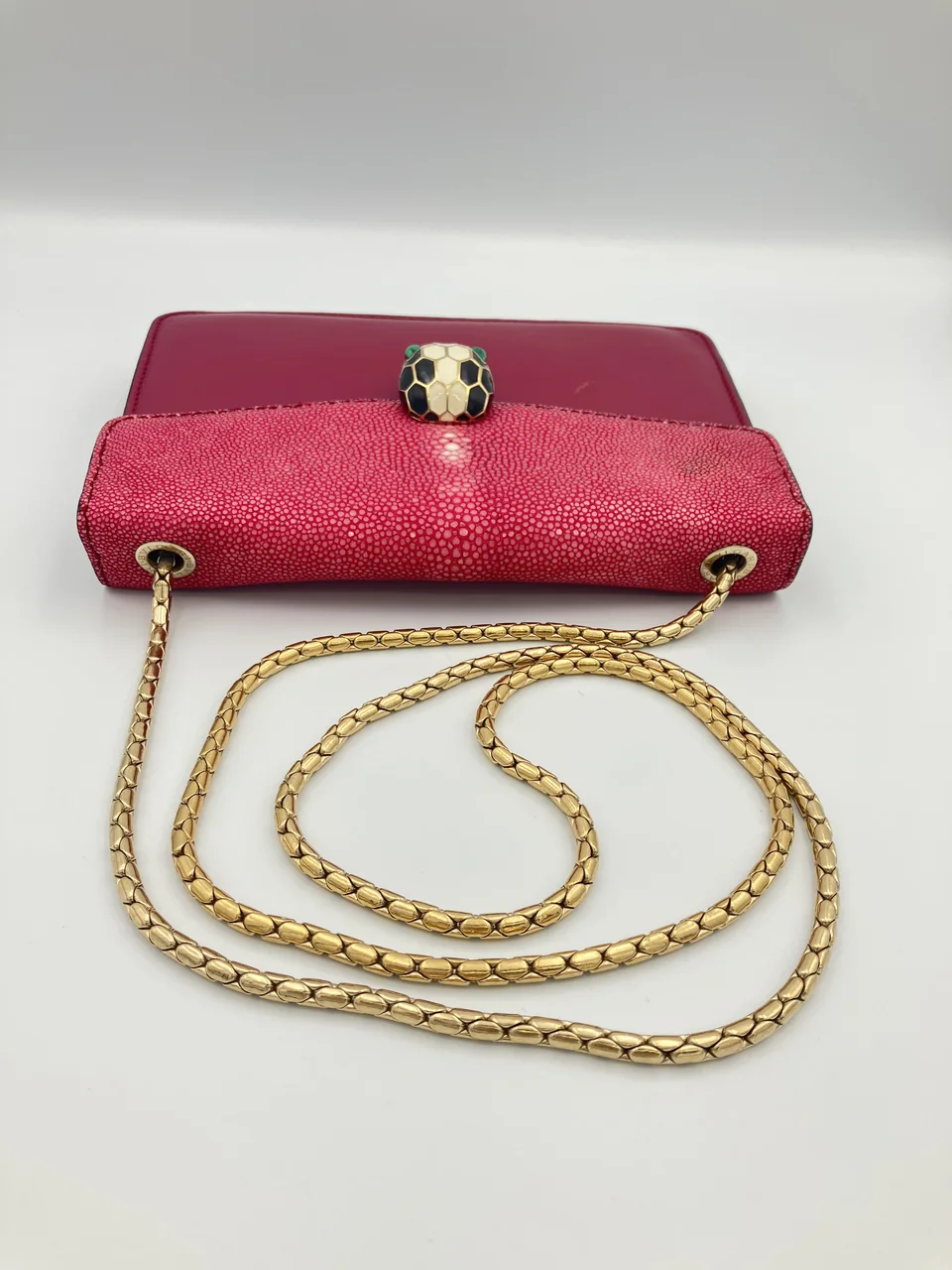 BVLGARI SEPRENTI CHAIN SHOULDER BAG (PINK) view 7