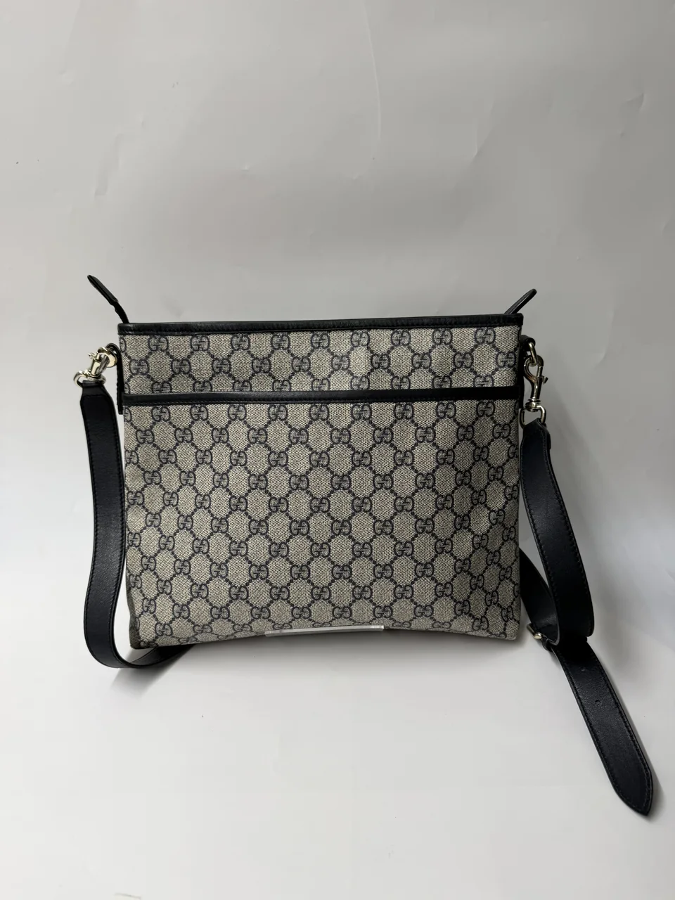 GUCCI 388924 SHOULDER BAG hover