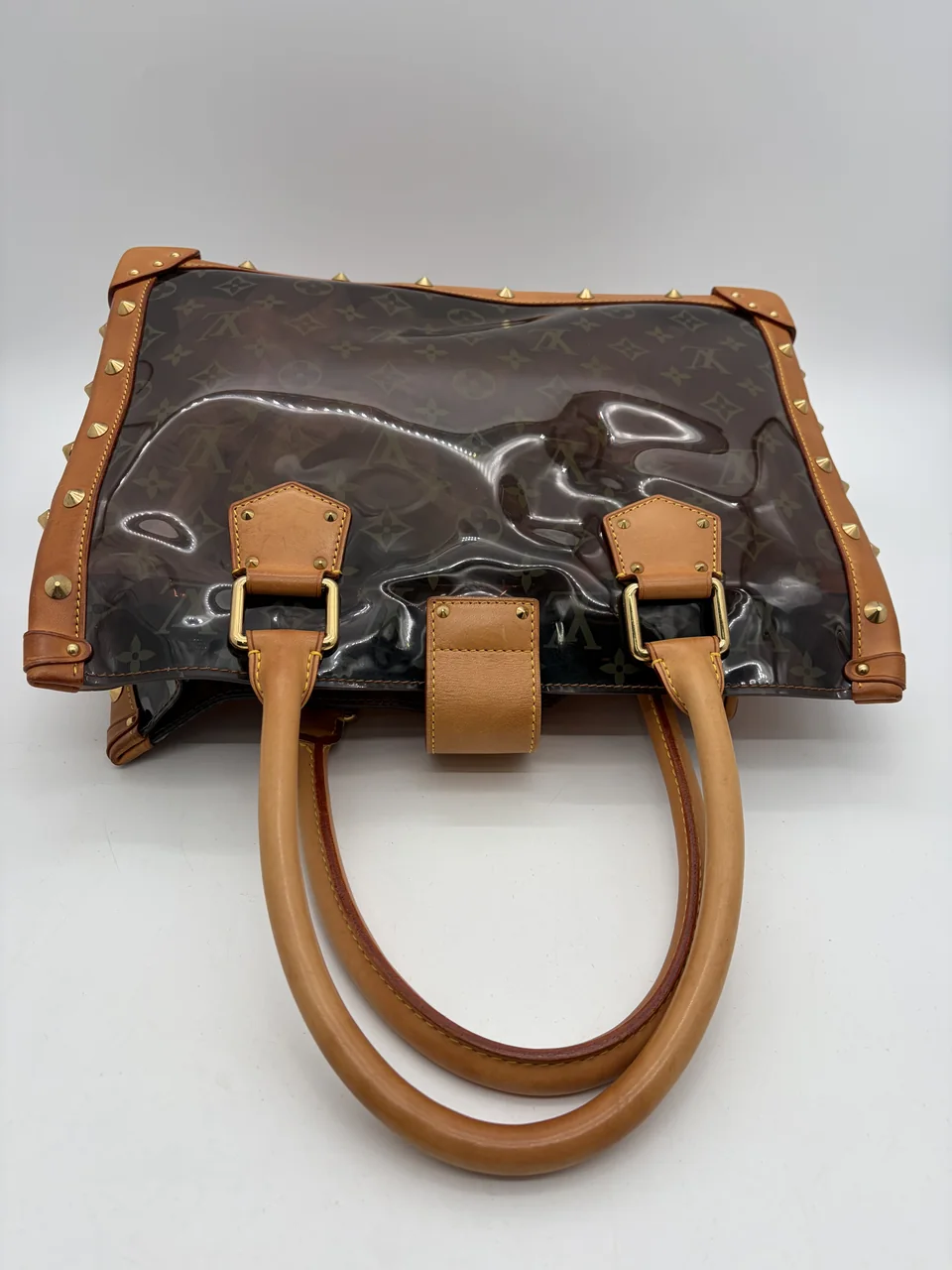 LV BAG hover