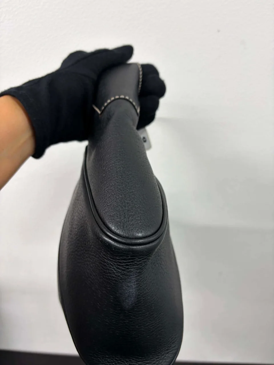 SALVATORE FERRAGAMO SHOULDER BAG view 3