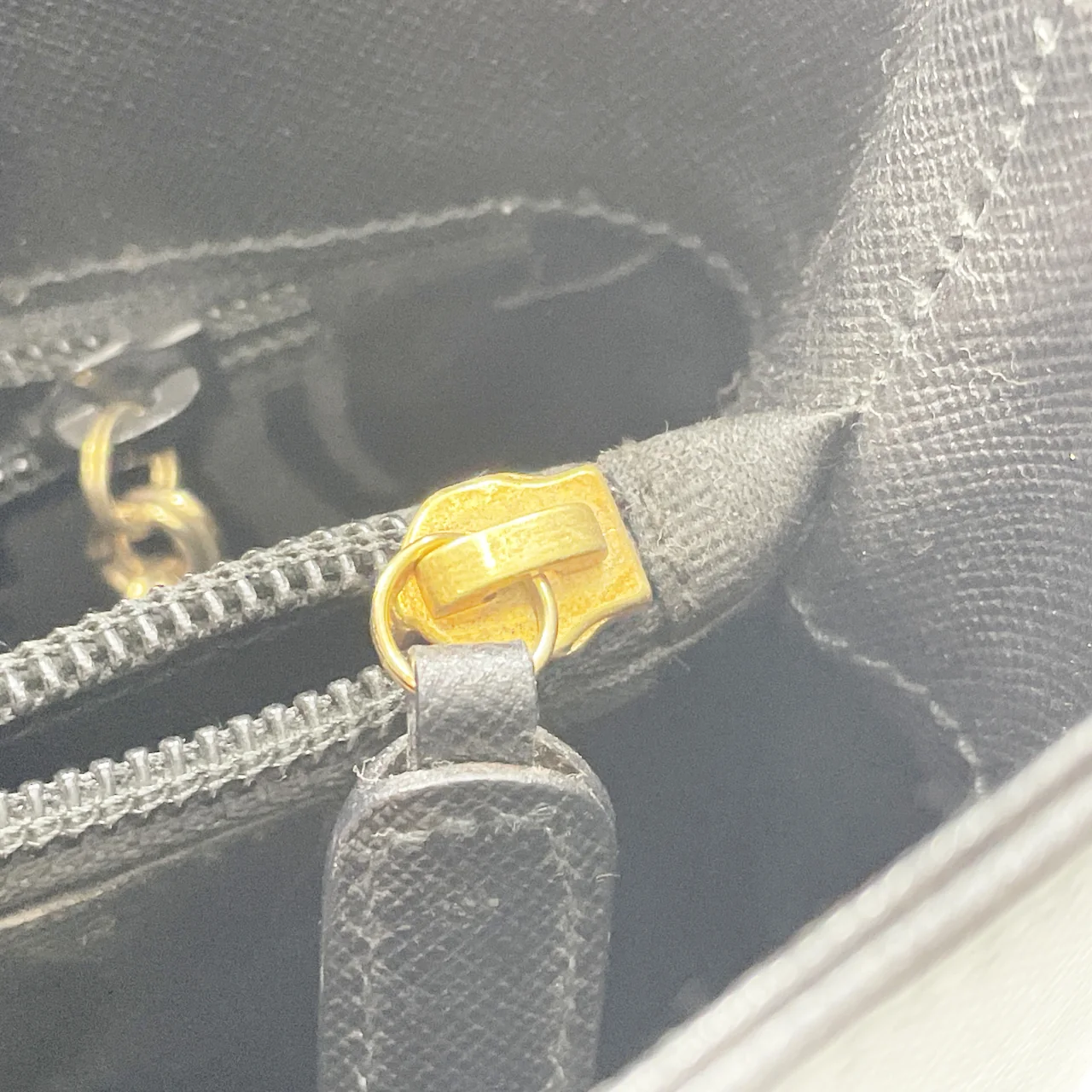 SALVATORE FERRAGAMO GANCINI TOTE BAG (BLACK) view 5