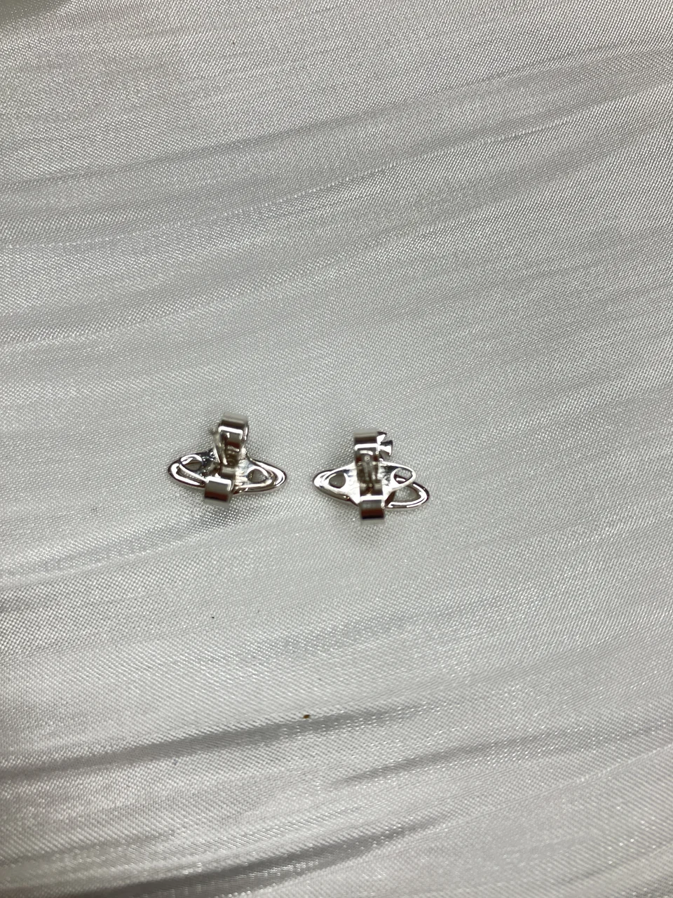VIVIENNE WESTWOOD EARRINGS view 4