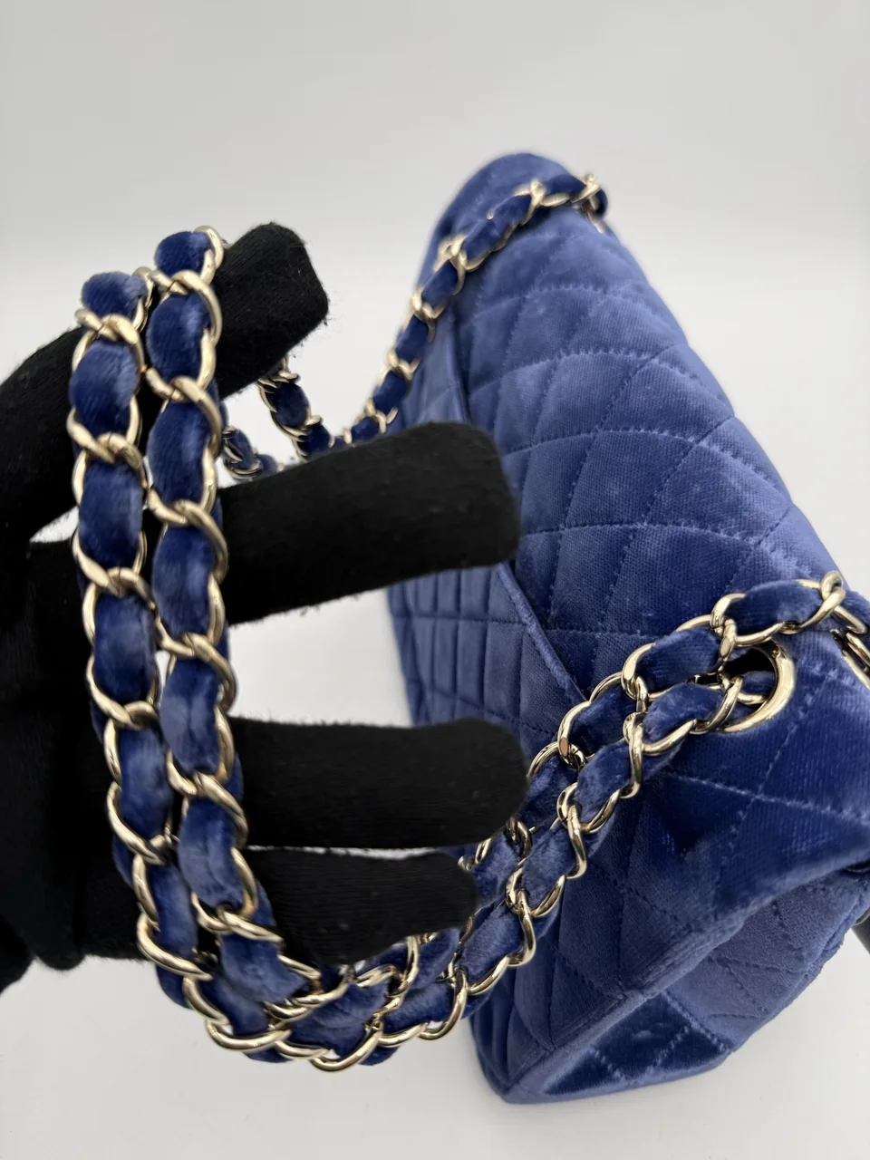 CHANEL MATELASSE 25 DOUBLE FLAP view 15