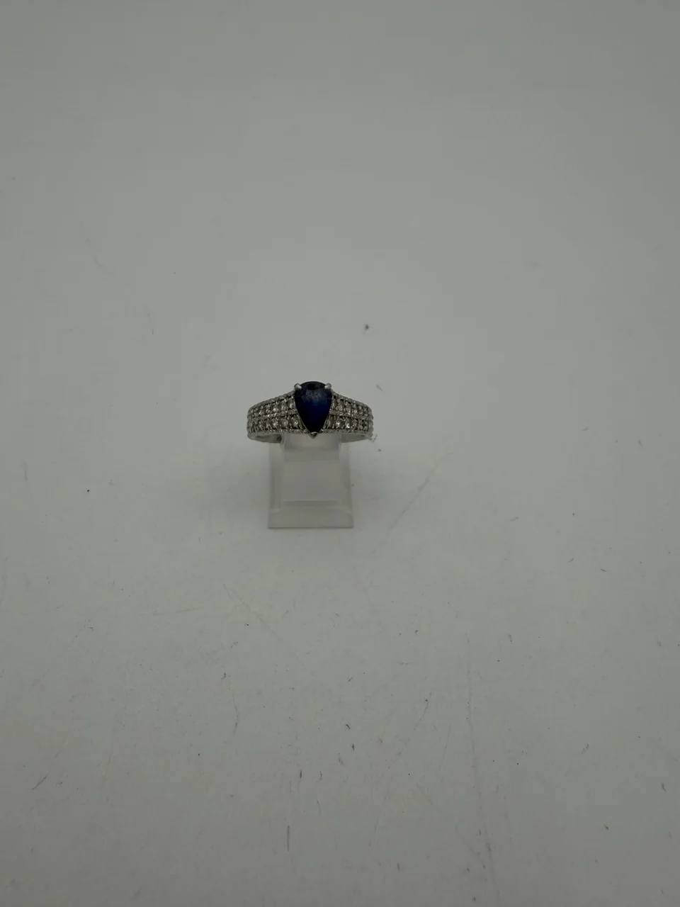 PT900 SAPPHIRE RING S1.09CTS FD0.29CT 6.6G hover