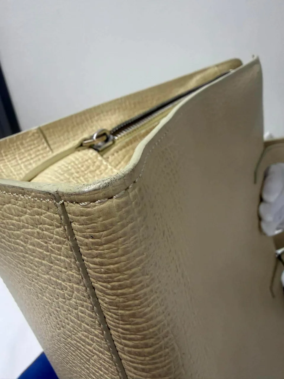 LOEWE HANDBAG (BEIGE) view 6