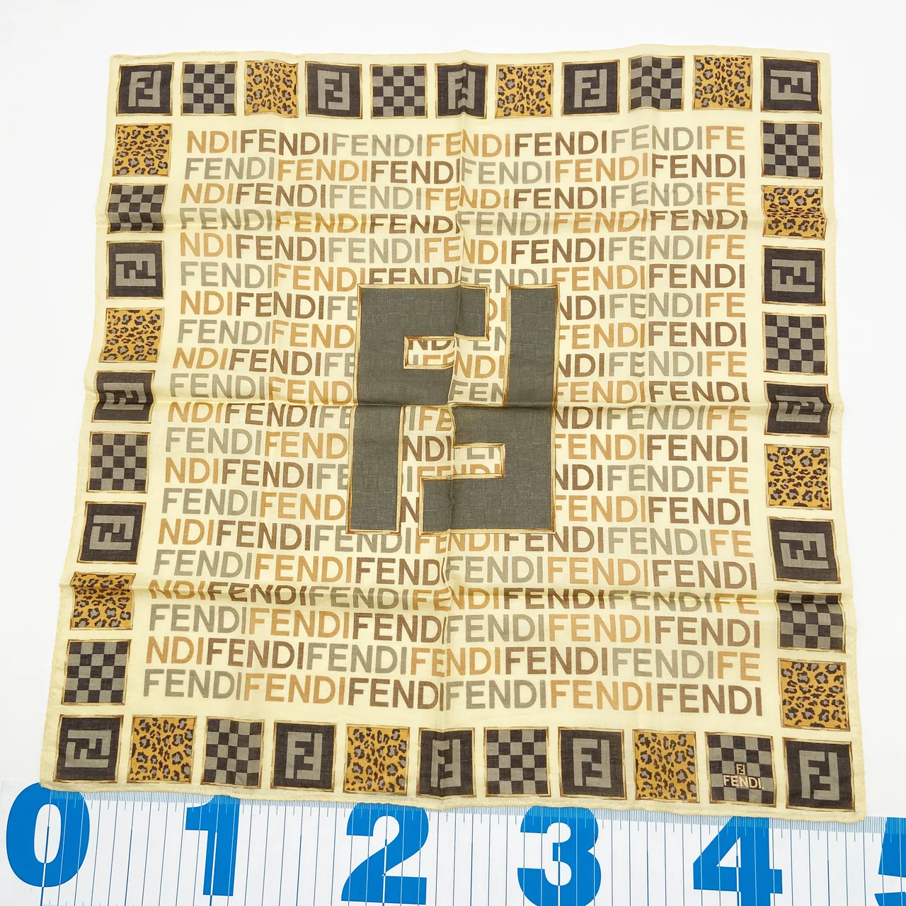 FENDI PETIT SCARF