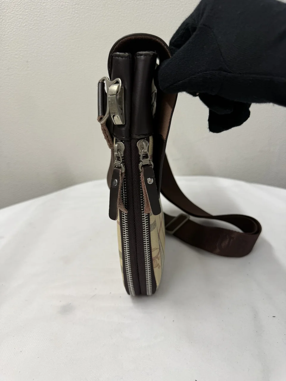 BURBERRY SHOULDER BAG hover