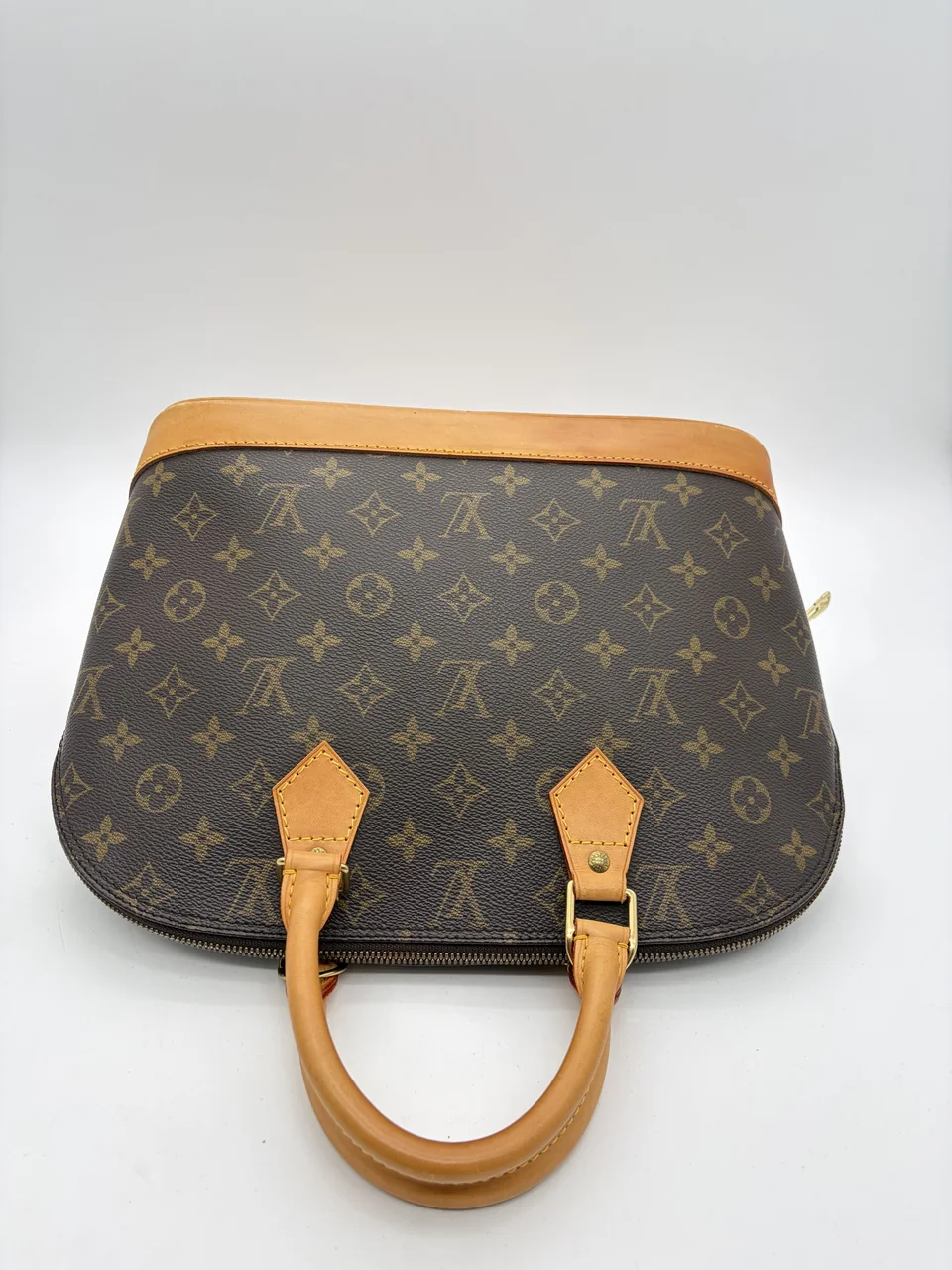 LV MONOGRAM ALMA view 6