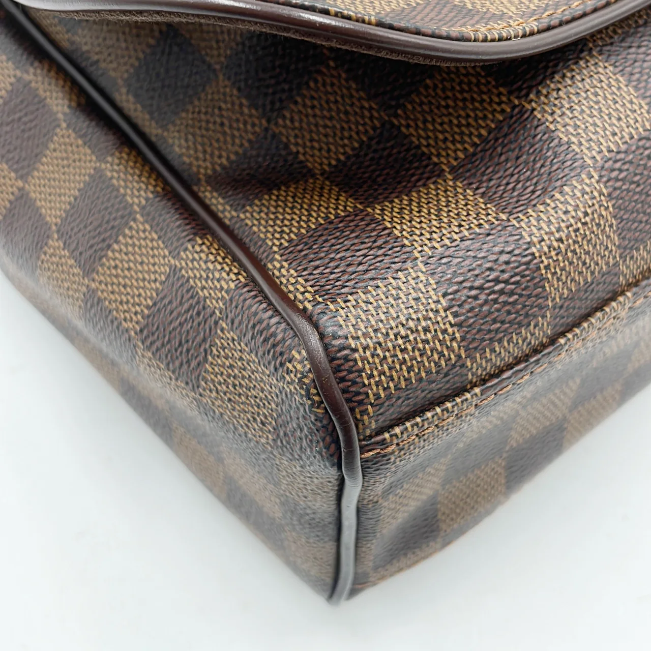 LV DAMIER BASTILLE view 9